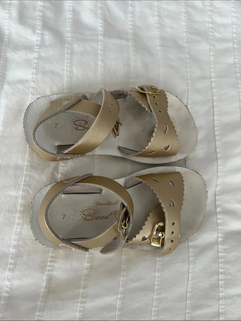 Salt Water Sandals by Hoy Metallic Gold Heart Cutout Kids Sandals